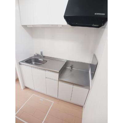 カーサピアッツァⅢ 102【管理NO：1-020976703-01020】 ★家具家電は申し込み後に搬入します★ ★2026年10月上旬入居可能★の物件写真3