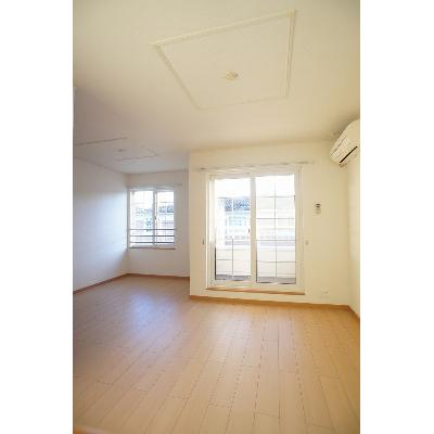 グランソレイユＫＯ　Ⅰ 201【管理NO：1-014200101-02010】 ★家具家電は申し込み後に搬入します★ ★2026年10月中旬入居可能★の物件写真2