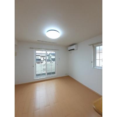 コンフォールⅡ 203【管理NO：1-016534702-02030】 ★家具家電は申し込み後に搬入します★ ★2026年10月上旬入居可能★の物件写真2