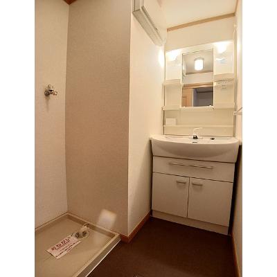 イーストガーデンＡ 205【管理NO：1-012323701-02040】 ★家具家電は申し込み後に搬入します★の物件写真6