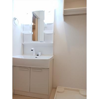 エアリーガーデン 103【管理NO：1-023839601-01030】 ★家具家電は申し込み後に搬入します★の物件写真6
