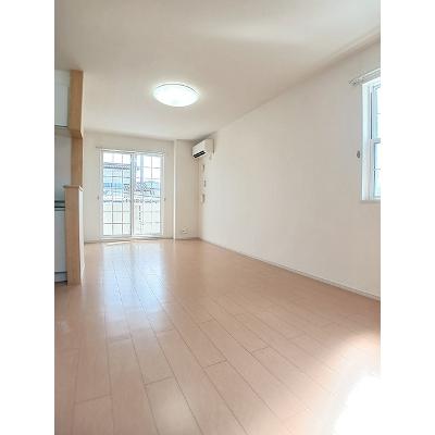 サニーハウス 101【管理NO：1-019322201-01010】 ★家具家電は申し込み後に搬入します★の物件写真2
