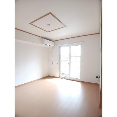 ファミール－Ⅱ 102【管理NO：1-014471001-01020】 ★家具家電は申し込み後に搬入します★の物件写真2