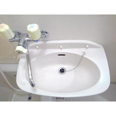 エリール城 201【管理NO：1-006701201-02010】 ★家具家電は申し込み後に搬入します★ ★2026年09月下旬入居可能★の物件写真6