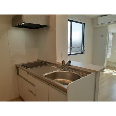 ラ・ルミエール 301【管理NO：1-026730401-03010】 ★家具家電は申し込み後に搬入します★ ★2026年10月中旬入居可能★の物件写真3