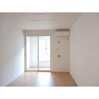 メビウス 103【管理NO：1-019219401-01030】 ★家具家電は申し込み後に搬入します★ ★2026年10月中旬入居可能★の物件写真2