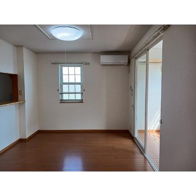 エルフィーノ 202【管理NO：1-013948001-02020】 ★家具家電は申し込み後に搬入します★ ★2026年10月中旬入居可能★の物件写真2