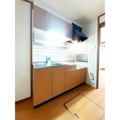 サンライズ松野 105【管理NO：1-011582601-01040】 ★家具家電は申し込み後に搬入します★ ★2026年10月上旬入居可能★の物件写真3