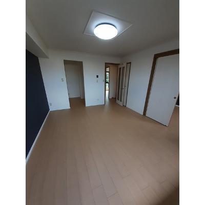 アメニティー神野 202【管理NO：1-011507301-02020】 ★家具家電は申し込み後に搬入します★ ★2026年10月中旬入居可能★の物件写真2