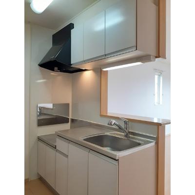 シトラス 201【管理NO：1-015834701-02010】 ★家具家電は申し込み後に搬入します★ ★2026年10月中旬入居可能★の物件写真3