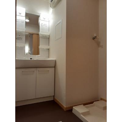 シトラス 201【管理NO：1-015834701-02010】 ★家具家電は申し込み後に搬入します★ ★2026年10月中旬入居可能★の物件写真6