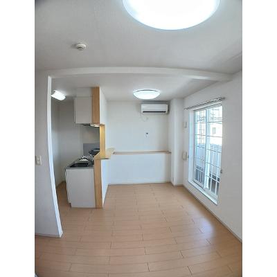 グラシアス 203【管理NO：1-018225201-02030】 ★家具家電は申し込み後に搬入します★ ★2026年10月中旬入居可能★の物件写真2