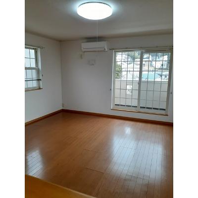 カーサ大高 201【管理NO：1-014370101-02010】 ★家具家電は申し込み後に搬入します★ ★2026年11月中旬入居可能★の物件写真2