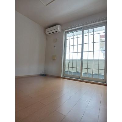 ファミリータイズⅢ 102【管理NO：1-016342701-01020】 ★家具家電は申し込み後に搬入します★ ★2026年09月下旬入居可能★の物件写真2