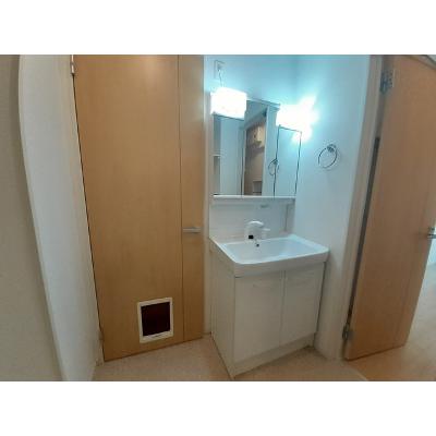 プルメリアＦ 101【管理NO：1-024091901-01010】 ★家具家電は申し込み後に搬入します★ ★2026年10月中旬入居可能★の物件写真6
