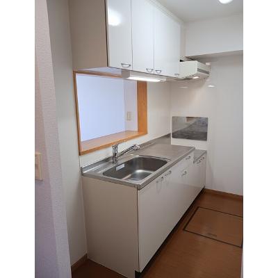 フローレンス 103【管理NO：1-014421101-01030】 ★家具家電は申し込み後に搬入します★ ★2026年10月下旬入居可能★の物件写真3