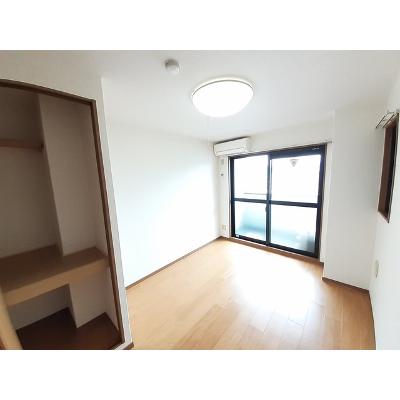 シティコート丸太町 501【管理NO：1-011786001-05010】 ★家具家電は申し込み後に搬入します★ ★2026年10月中旬入居可能★の物件写真2