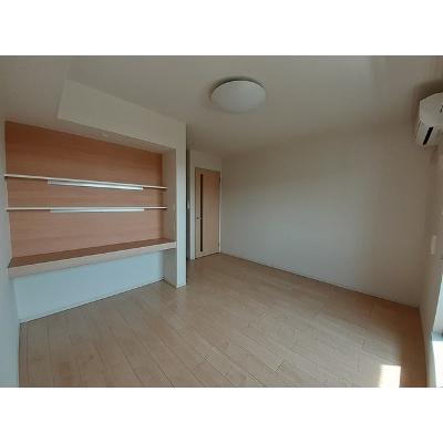 ロマンド 204【管理NO：1-021807301-02040】 ★家具家電は申し込み後に搬入します★ ★2026年10月中旬入居可能★の物件写真2