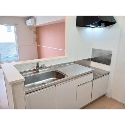 リバーサイド　レジデンス　ＴＵ 202【管理NO：1-018910301-02020】 ★家具家電は申し込み後に搬入します★ ★2026年10月上旬入居可能★の物件写真3