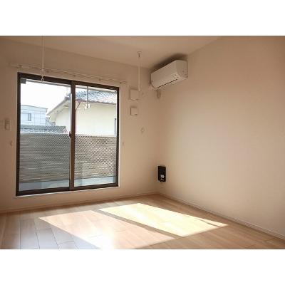 ショコラⅢ 202【管理NO：1-027459802-02020】 ★家具家電は申し込み後に搬入します★ ★2026年09月中旬入居可能★の物件写真2