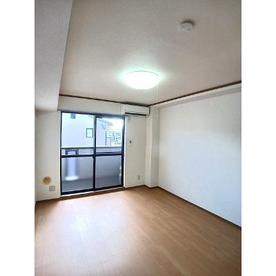 カーサ木太Ⅱ 202【管理NO：1-011321201-02020】 ★家具家電は申し込み後に搬入します★の物件写真2