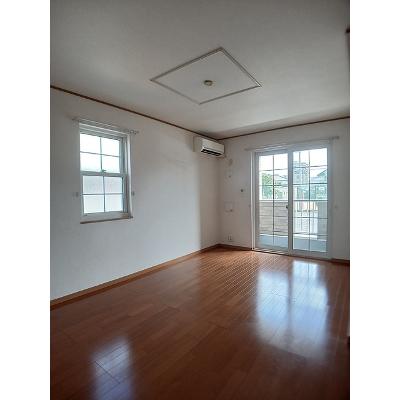 Ｓｅｒｅｎｏ　Ｕｎｏ　Ａ 102【管理NO：1-013251501-01020】 ★家具家電は申し込み後に搬入します★の物件写真2