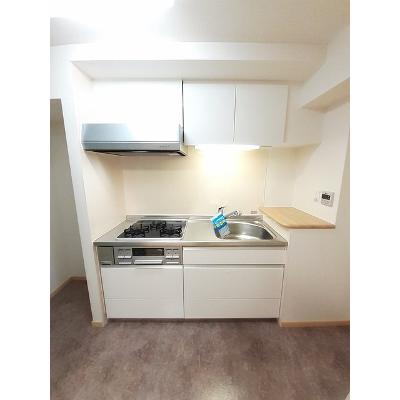 ライジング・サン 206【管理NO：1-017559501-02050】 ★家具家電は申し込み後に搬入します★ ★2026年11月中旬入居可能★の物件写真3