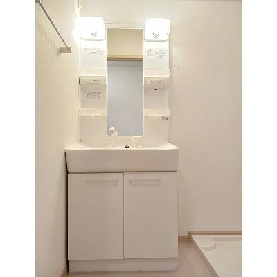 ノイブリーゼⅡ 101【管理NO：1-015548401-01010】 ★家具家電は申し込み後に搬入します★の物件写真6