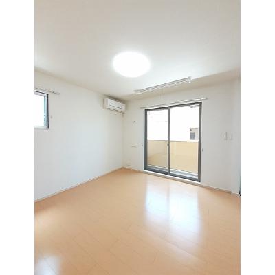 アークガーデン　Ⅱ 101【管理NO：1-020416101-01010】 ★家具家電は申し込み後に搬入します★ ★2026年10月上旬入居可能★の物件写真2