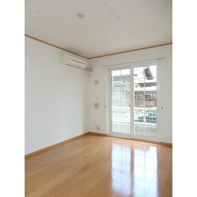 エテルノ 101【管理NO：1-013690401-01010】 ★家具家電は申し込み後に搬入します★ ★2026年10月上旬入居可能★の物件写真2