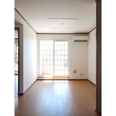 アヴェニール葉中 201【管理NO：1-011516001-02010】 ★家具家電は申し込み後に搬入します★ ★2026年09月下旬入居可能★の物件写真2