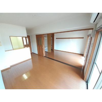 ボーフェン　ドゥリー 107【管理NO：1-011802201-01070】 ★家具家電は申し込み後に搬入します★ ★2026年10月中旬入居可能★の物件写真2