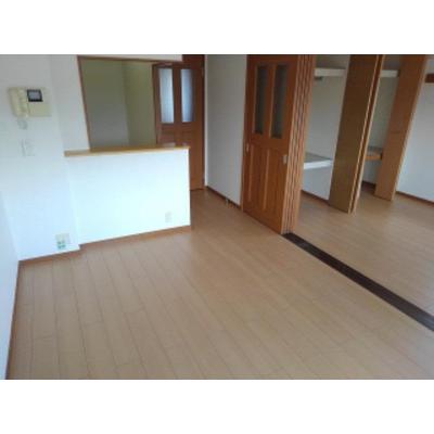ボーフェン　ドゥリー 301【管理NO：1-011802201-03010】 ★家具家電は申し込み後に搬入します★ ★2026年10月上旬入居可能★の物件写真2