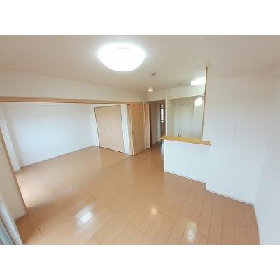 apartment 沖縄県島尻郡八重瀬町字港川１９２番地 

↓地図はこちらから