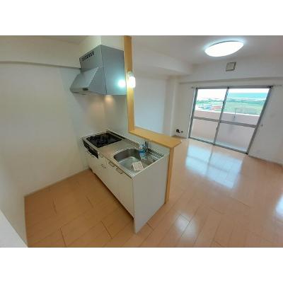 apartment 沖縄県島尻郡八重瀬町字港川１９２番地 

↓地図はこちらから