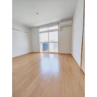 グランシャリオ上杉 103【管理NO：1-004865101-01030】 ★家具家電は申し込み後に搬入します★ ★2026年10月上旬入居可能★の物件写真2