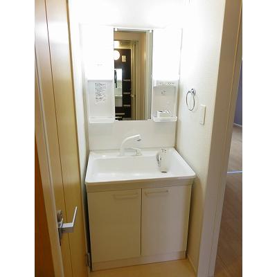 apartment 大分県宇佐市大字城井２００１番地６ 

↓地図はこちらから