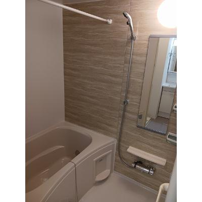 レヴリ　Ⅱ 201【管理NO：1-027822202-02010】 ★家具家電は申し込み後に搬入します★の物件写真4