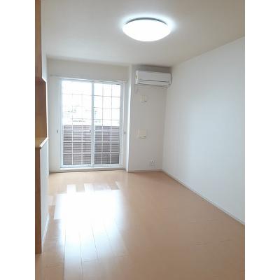 ラ・ルーチェ　Ⅰ 102【管理NO：1-020405701-01020】 ★家具家電は申し込み後に搬入します★ ★2026年10月上旬入居可能★の物件写真2
