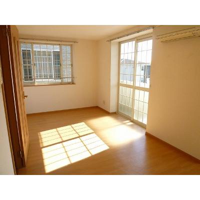 ラッフィナート・モルティＡ 202【管理NO：1-011751601-02020】 ★家具家電は申し込み後に搬入します★ ★2026年10月中旬入居可能★の物件写真2