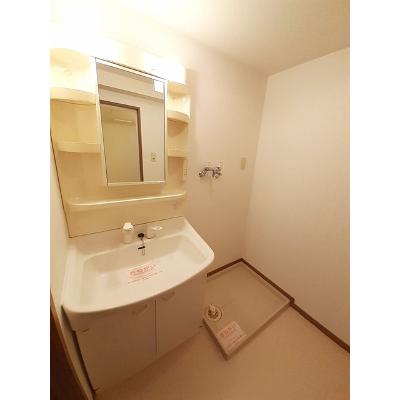 コムフォートワン 303【管理NO：1-010489001-03030】 ★家具家電は申し込み後に搬入します★ ★2026年10月上旬入居可能★の物件写真6