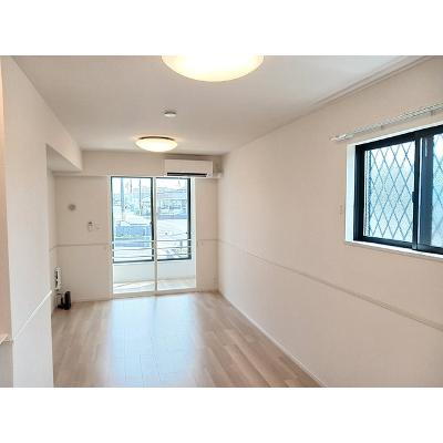 エルヴェ 101【管理NO：1-028646301-01010】 ★家具家電は申し込み後に搬入します★ ★2026年09月下旬入居可能★の物件写真2