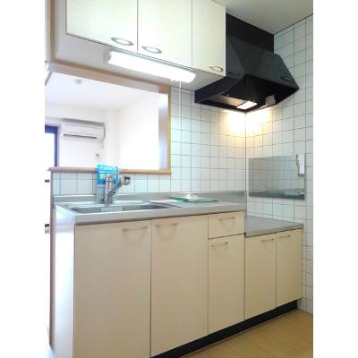 ゾーナ・ヴェルデ 302【管理NO：1-011889201-03020】 ★家具家電は申し込み後に搬入します★ ★2026年09月上旬入居可能★の物件写真3