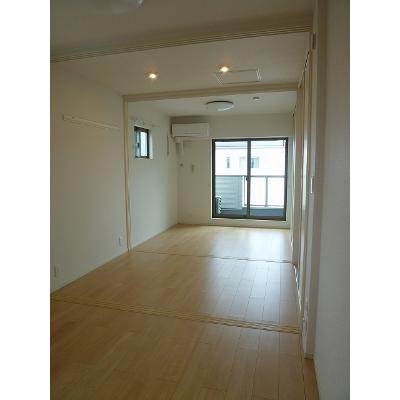 アムール 303【管理NO：1-023478701-03030】 ★家具家電は申し込み後に搬入します★ ★2026年09月上旬入居可能★の物件写真2