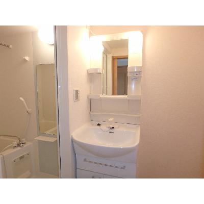 ビバーチェ 202【管理NO：1-012850201-02020】 ★家具家電は申し込み後に搬入します★の物件写真6