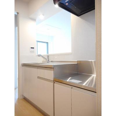 サンリット沼津 102【管理NO：1-023425301-01020】 ★家具家電は申し込み後に搬入します★ ★2026年10月中旬入居可能★の物件写真3