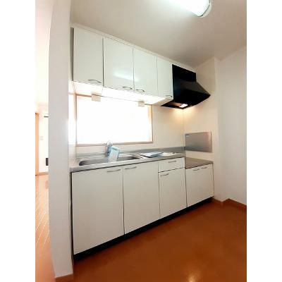 ス－パ－ビュ－富士山Ｂ 201【管理NO：1-013961302-02010】 ★家具家電は申し込み後に搬入します★ ★2026年10月下旬入居可能★の物件写真3