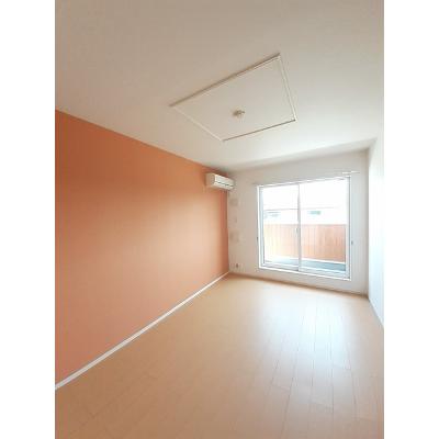 サンプリウス 202【管理NO：1-018732201-02020】 ★家具家電は申し込み後に搬入します★ ★2026年09月下旬入居可能★の物件写真2