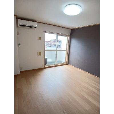 ラ・ビータ 201【管理NO：1-012982901-02010】 ★家具家電は申し込み後に搬入します★ ★2026年10月上旬入居可能★の物件写真2