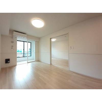 ルピナスハイム 101【管理NO：1-026881301-01010】 ★家具家電は申し込み後に搬入します★ ★2026年10月中旬入居可能★の物件写真2